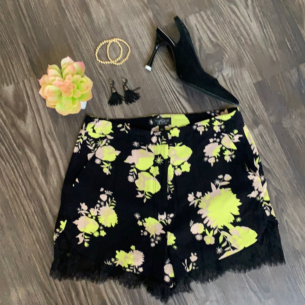 Topshop floral lace shorts size 6